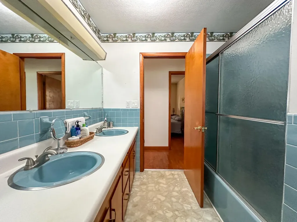 158 Fortenberry Road Russell Springs KY 42642