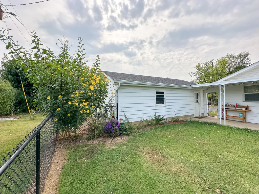 158 Fortenberry Road Russell Springs KY 42642