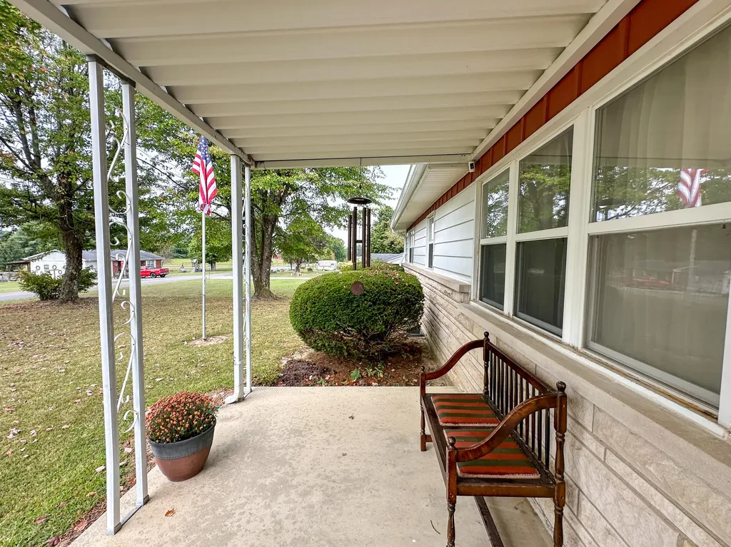 158 Fortenberry Road Russell Springs KY 42642