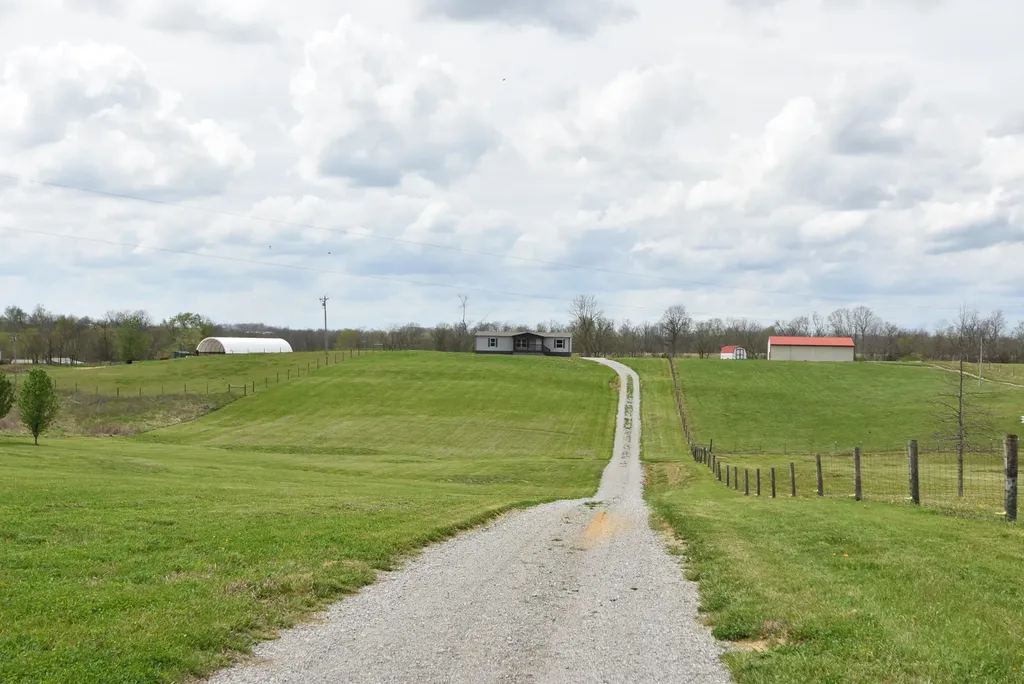 420 Cole Lane Harrodsburg KY 40330