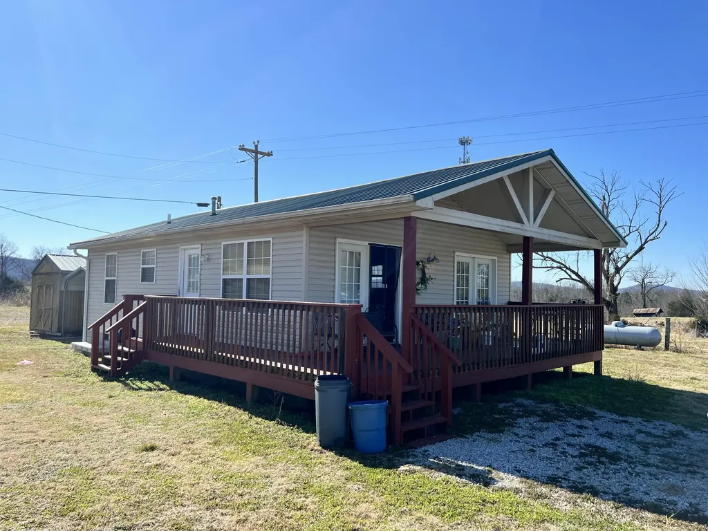 10694 Kentucky 90 Monticello KY 42633
