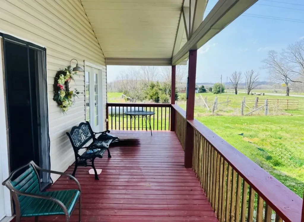 10694 Kentucky 90 Monticello KY 42633