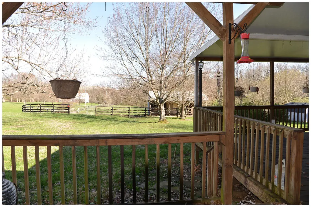1021 Hanley Lane Frankfort KY 40601