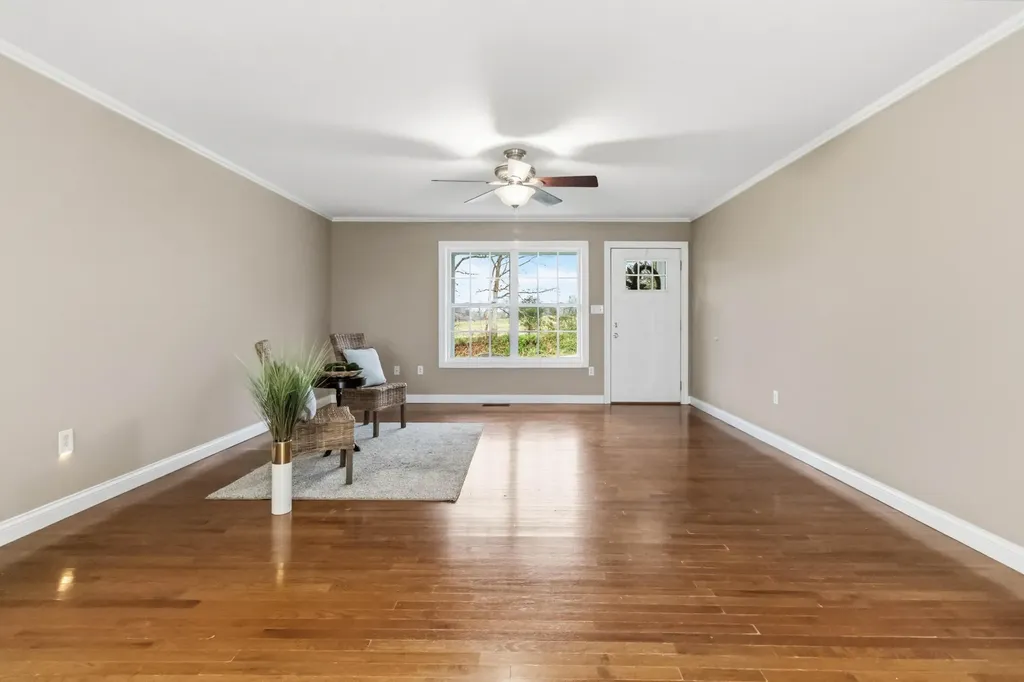 1126 Estill Hackney Road Eubank KY 42567