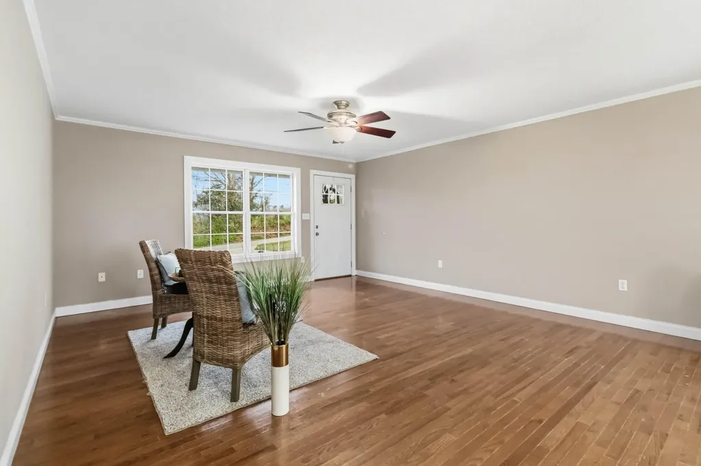 1126 Estill Hackney Road Eubank KY 42567