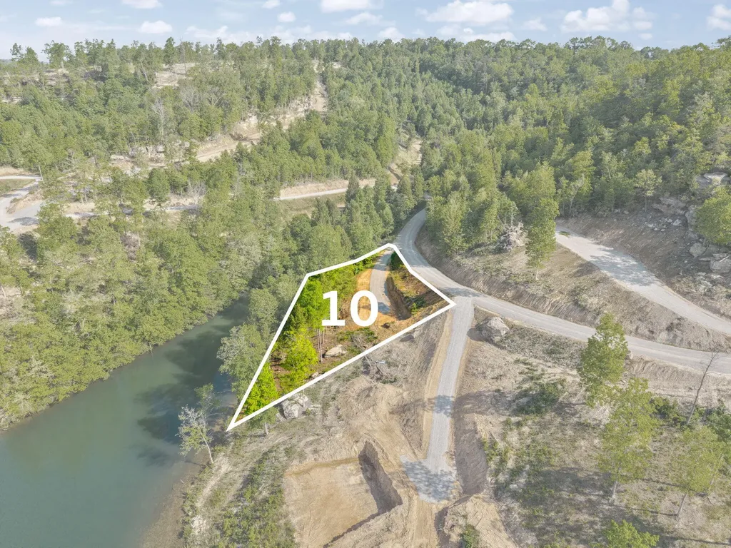 Lot 10 Sleepy Hollow Road East Bernstadt KY 40729