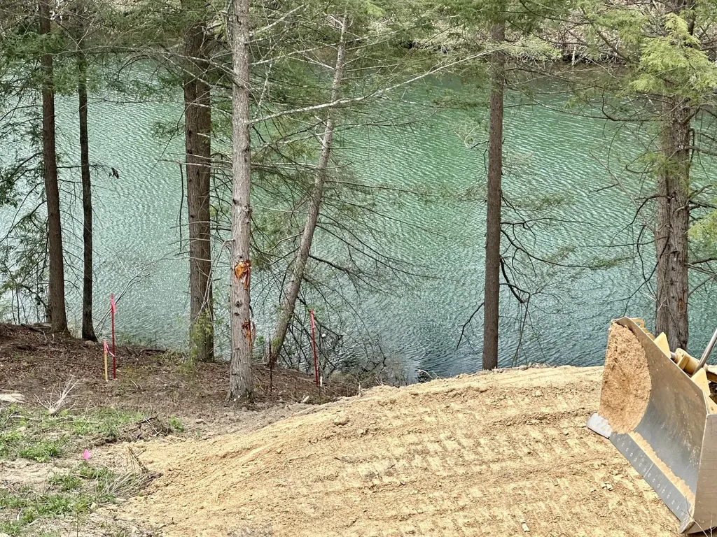 Lot 10 Sleepy Hollow Road East Bernstadt KY 40729
