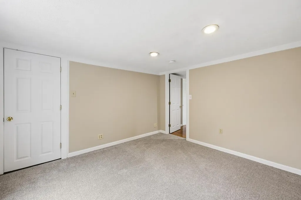 1056 River Road Lawrenceburg KY 40342