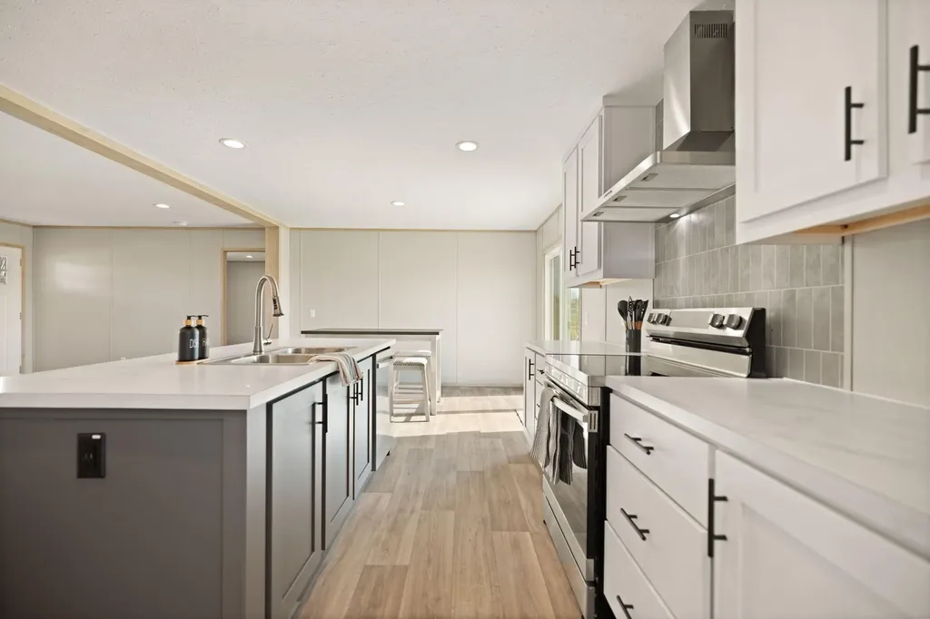 906 Denney Road Albany KY 42602