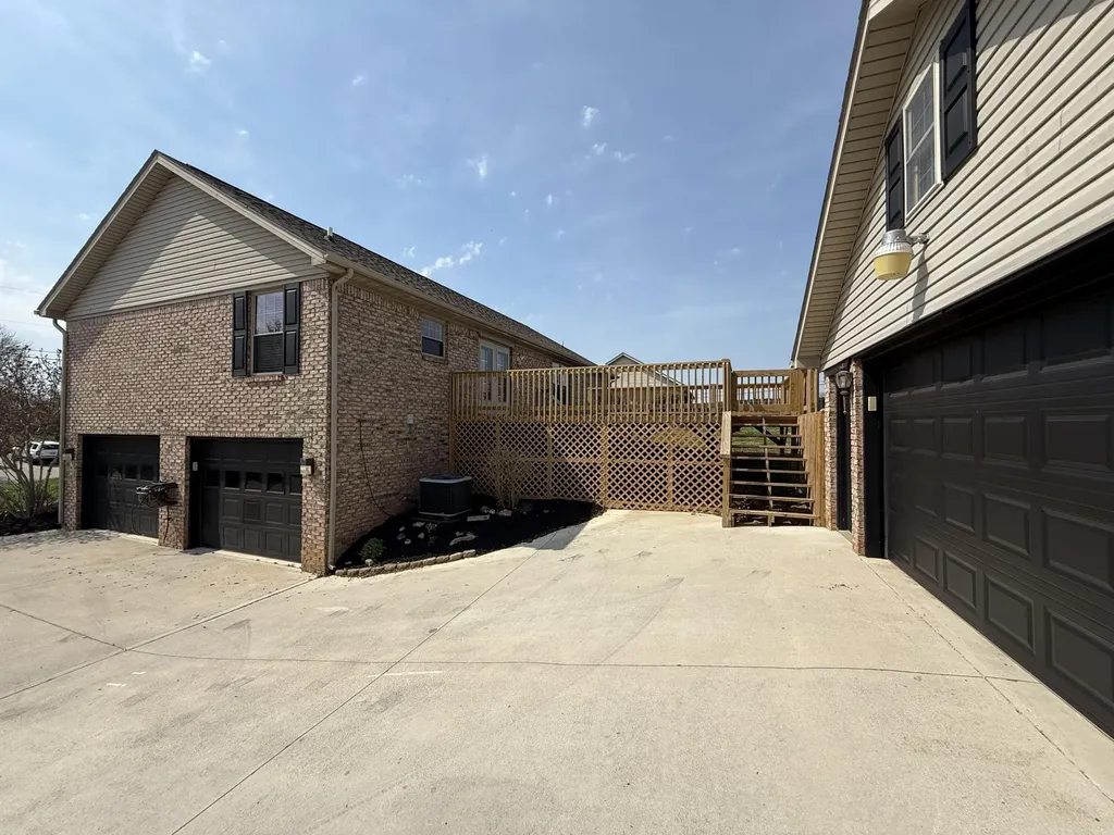 38 Pinnacle Pt Drive Somerset KY 42503
