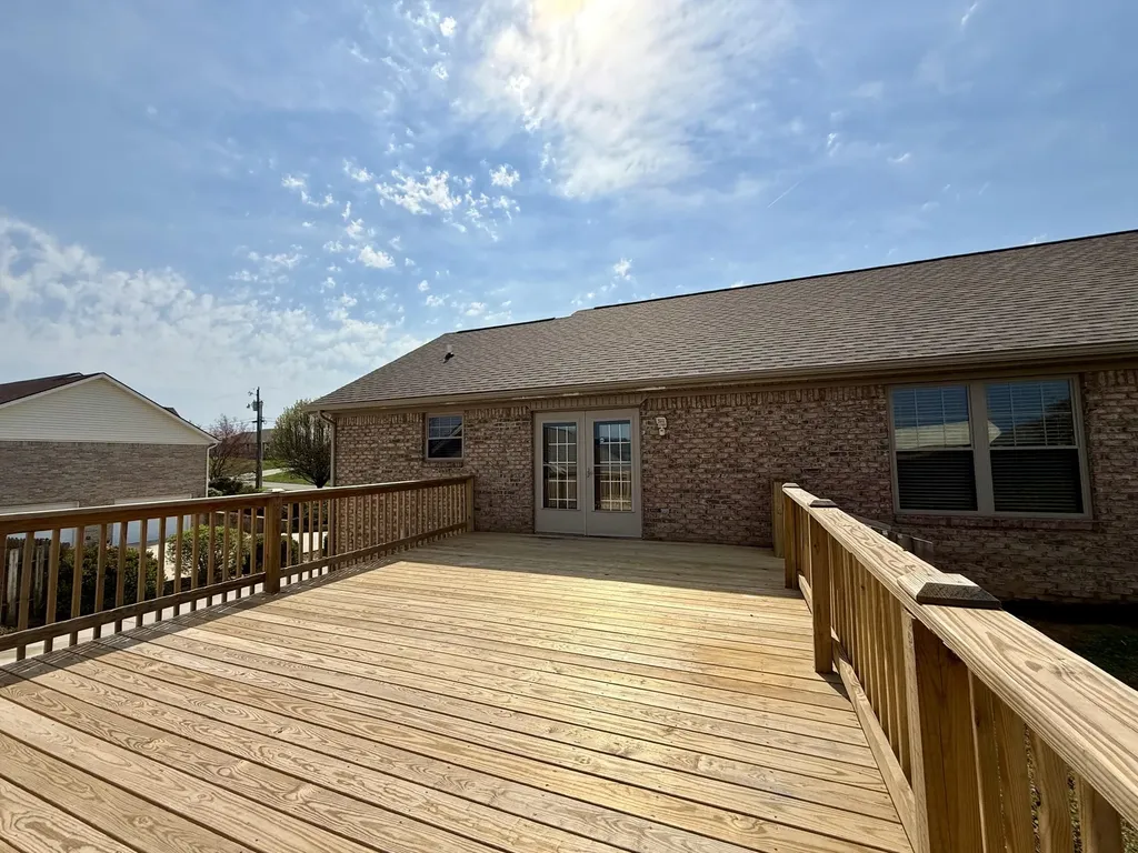 38 Pinnacle Pt Drive Somerset KY 42503