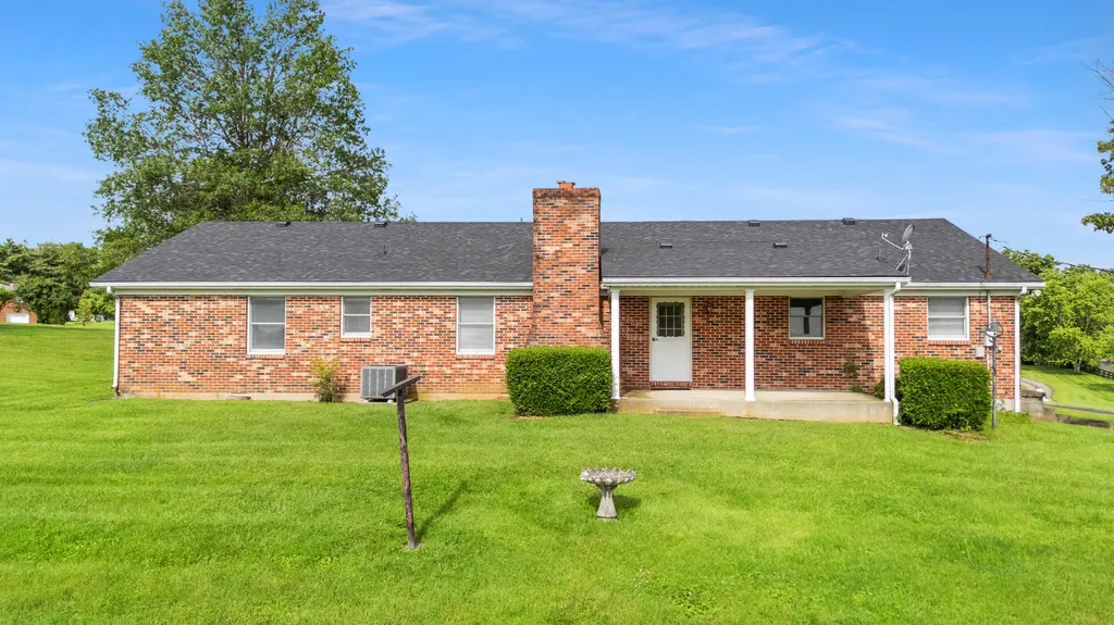 200 Kirk Drive Nicholasville KY 40356