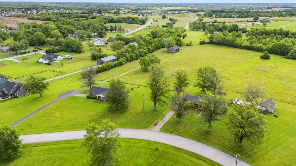 200 Kirk Drive Nicholasville KY 40356
