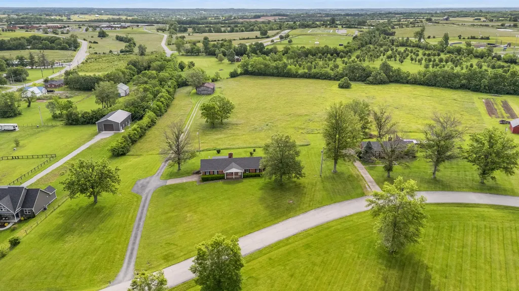 200 Kirk Drive Nicholasville KY 40356