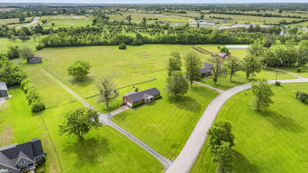 200 Kirk Drive Nicholasville KY 40356