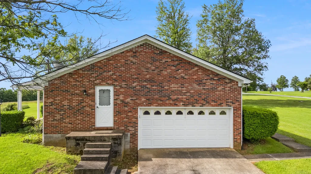 200 Kirk Drive Nicholasville KY 40356