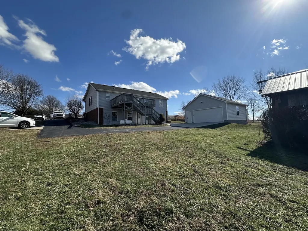 142 Country Lane Lancaster KY 40444