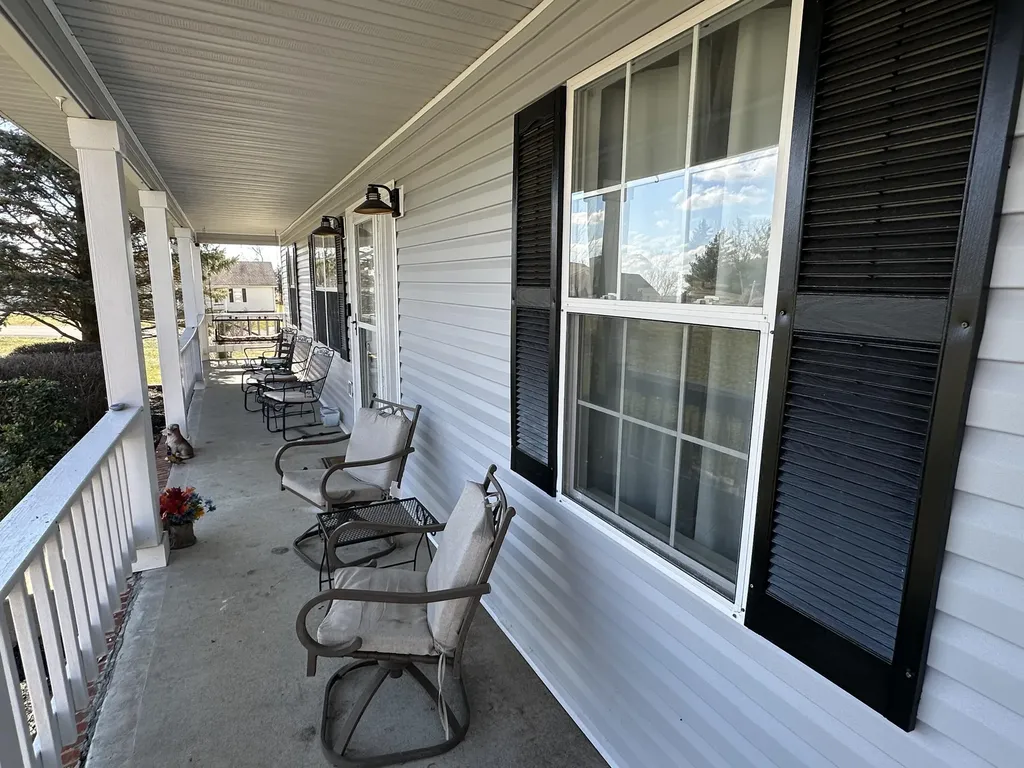 142 Country Lane Lancaster KY 40444