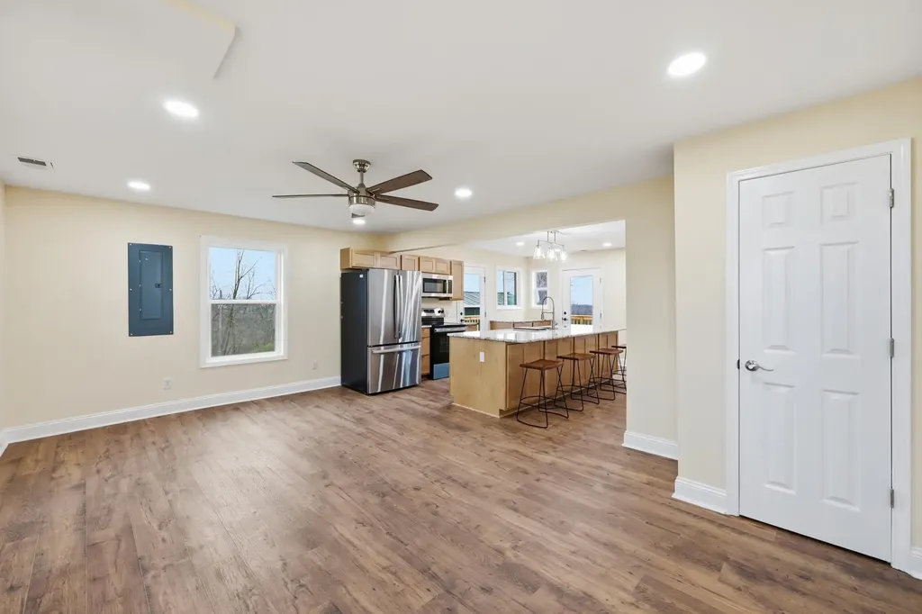 485 Dry Ridge Road Frankfort KY 40601