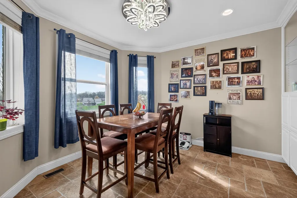 202 Palisades Pointe Drive Lancaster KY 40444
