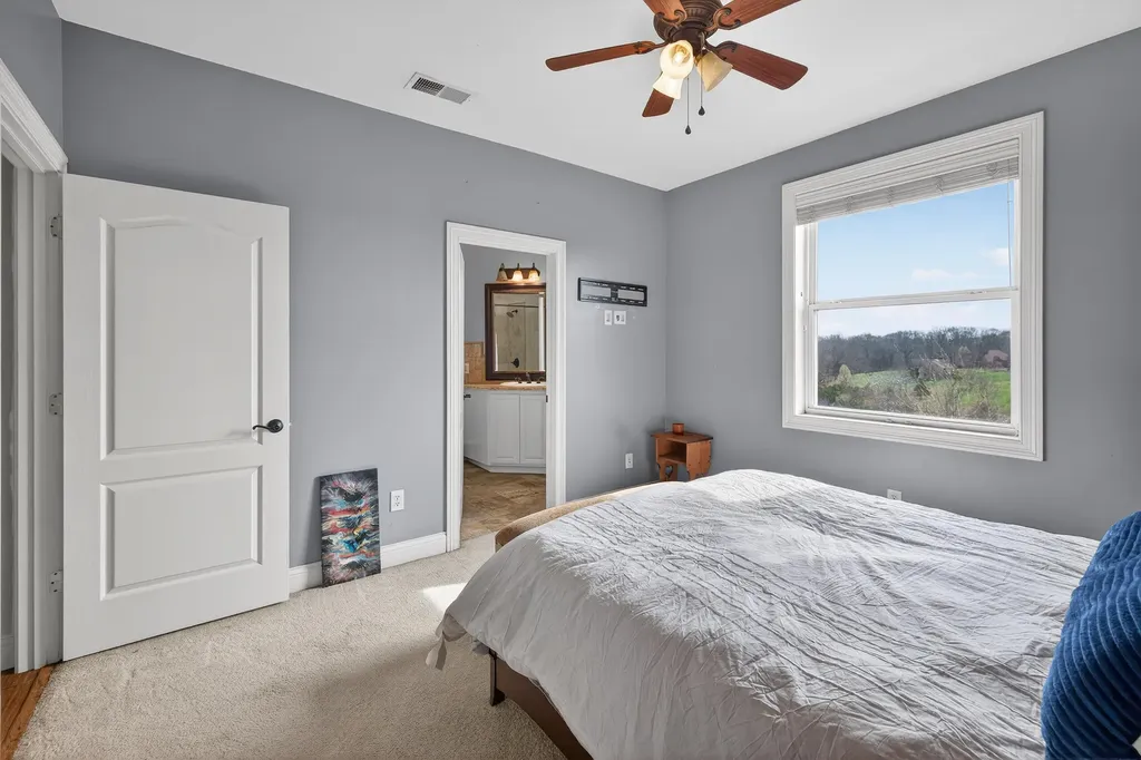 202 Palisades Pointe Drive Lancaster KY 40444