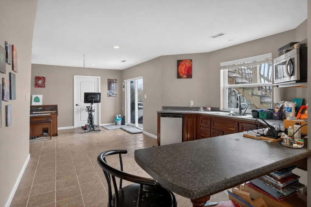 202 Palisades Pointe Drive Lancaster KY 40444