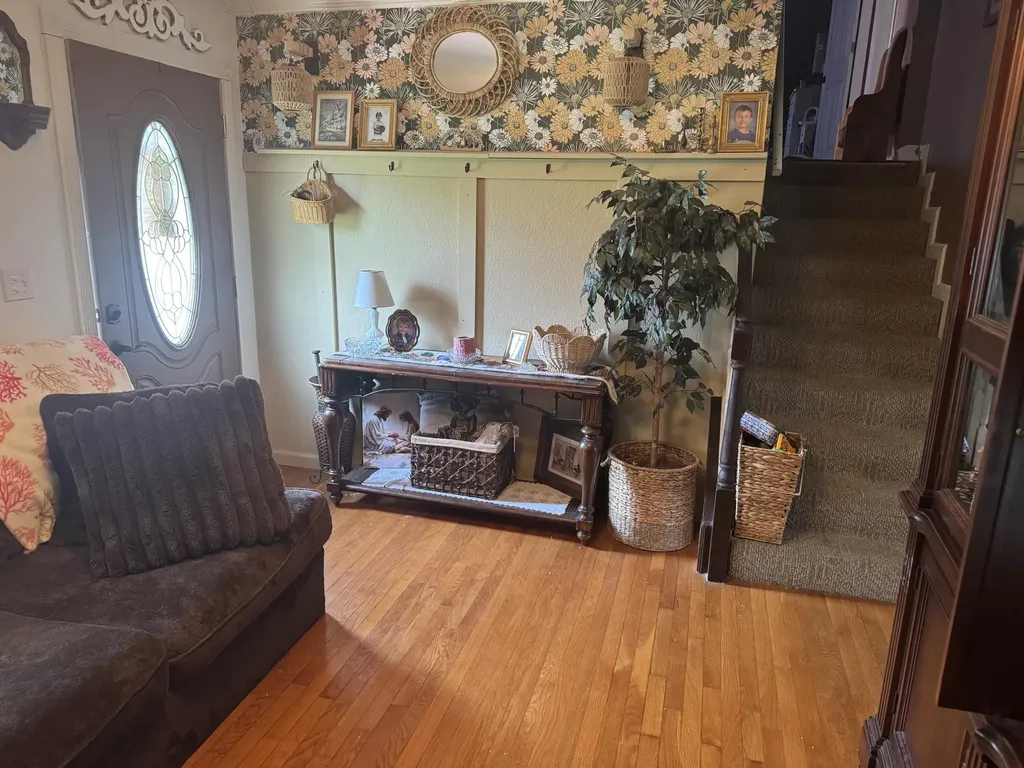 156 Wellington Drive Middlesboro KY 40965