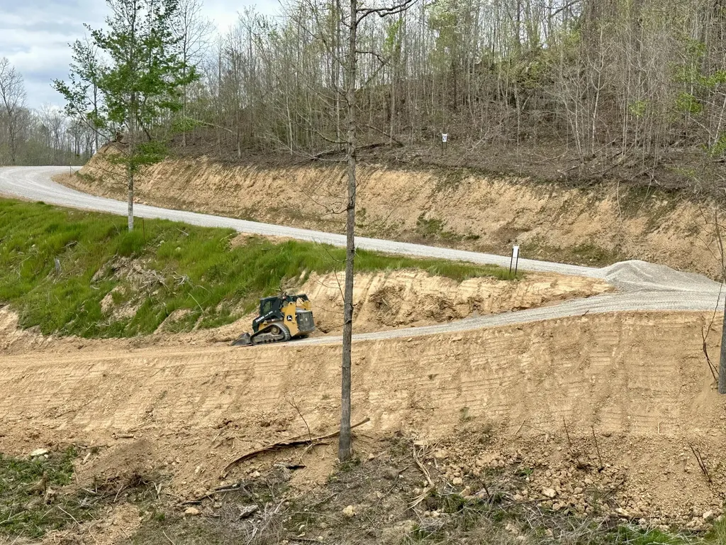 Lot 20 Sleepy Hollow Road East Bernstadt KY 40729