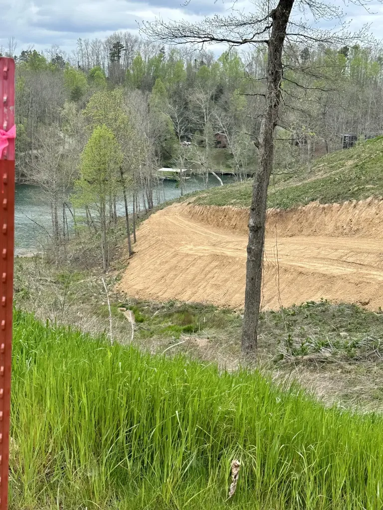 Lot 20 Sleepy Hollow Road East Bernstadt KY 40729