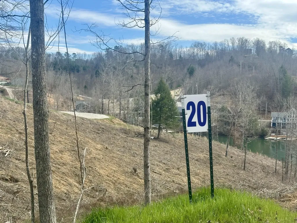 Lot 20 Sleepy Hollow Road East Bernstadt KY 40729