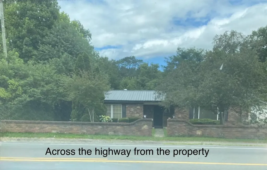 7412 U.s. Highway 25 Corbin KY 40701