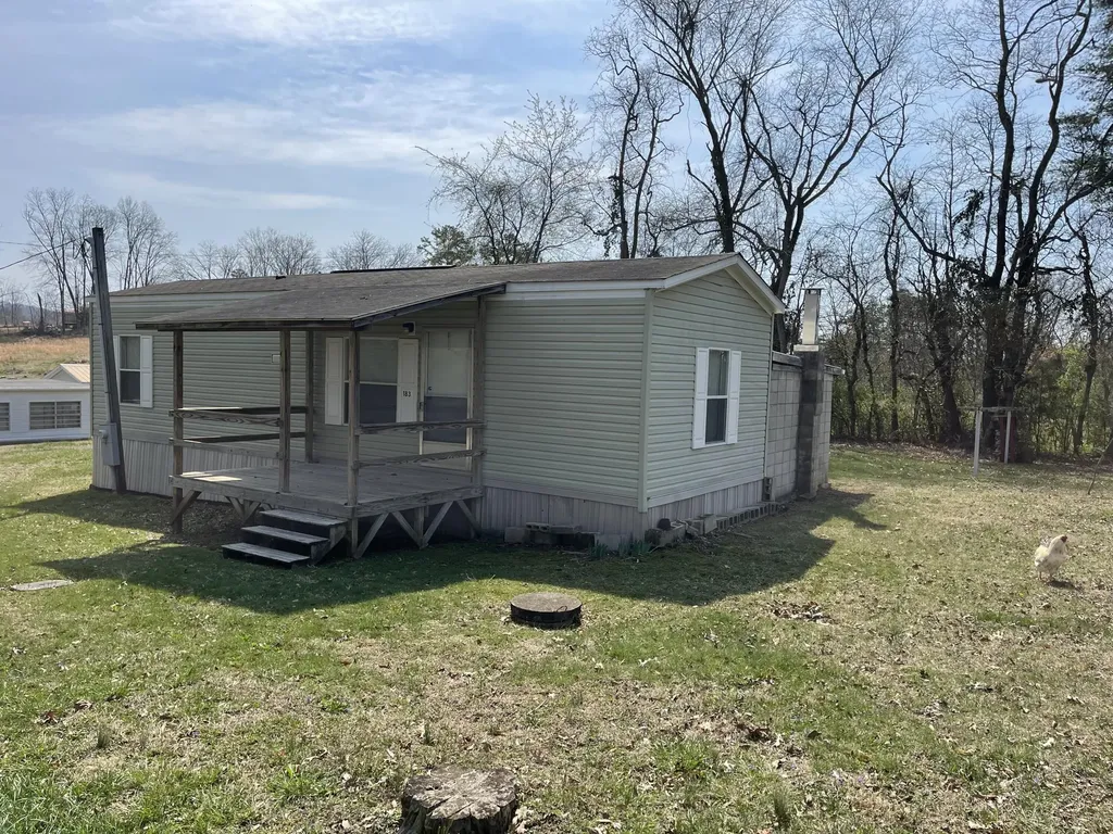 183 Circle Lane Burnside KY 42519
