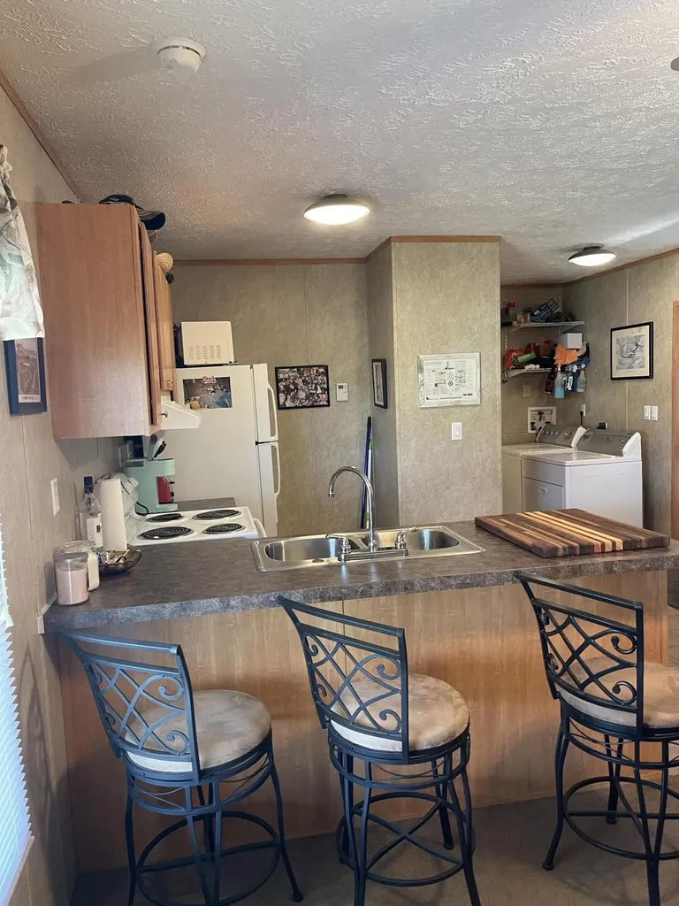 183 Circle Lane Burnside KY 42519