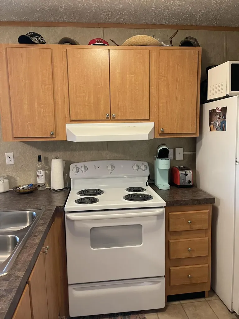 183 Circle Lane Burnside KY 42519