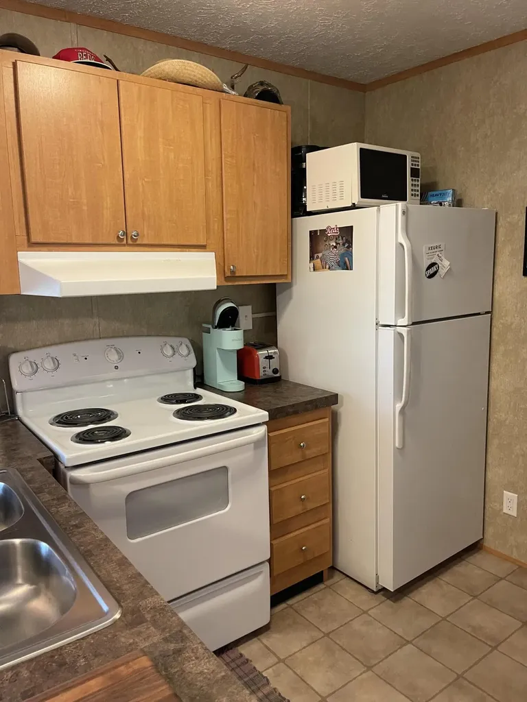 183 Circle Lane Burnside KY 42519