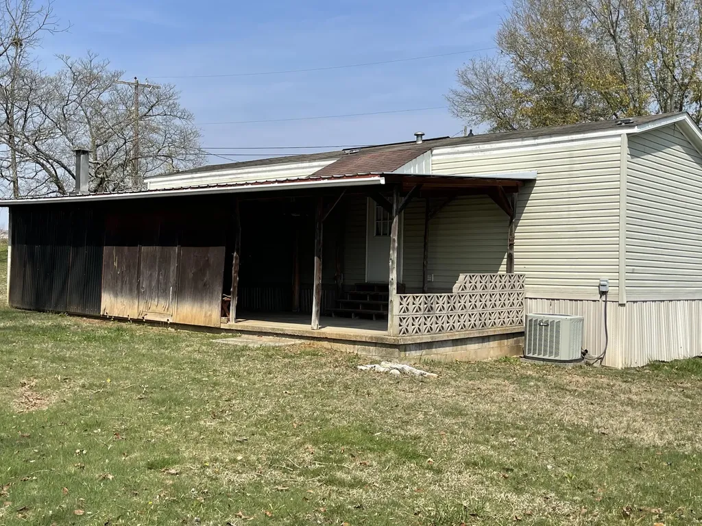 183 Circle Lane Burnside KY 42519