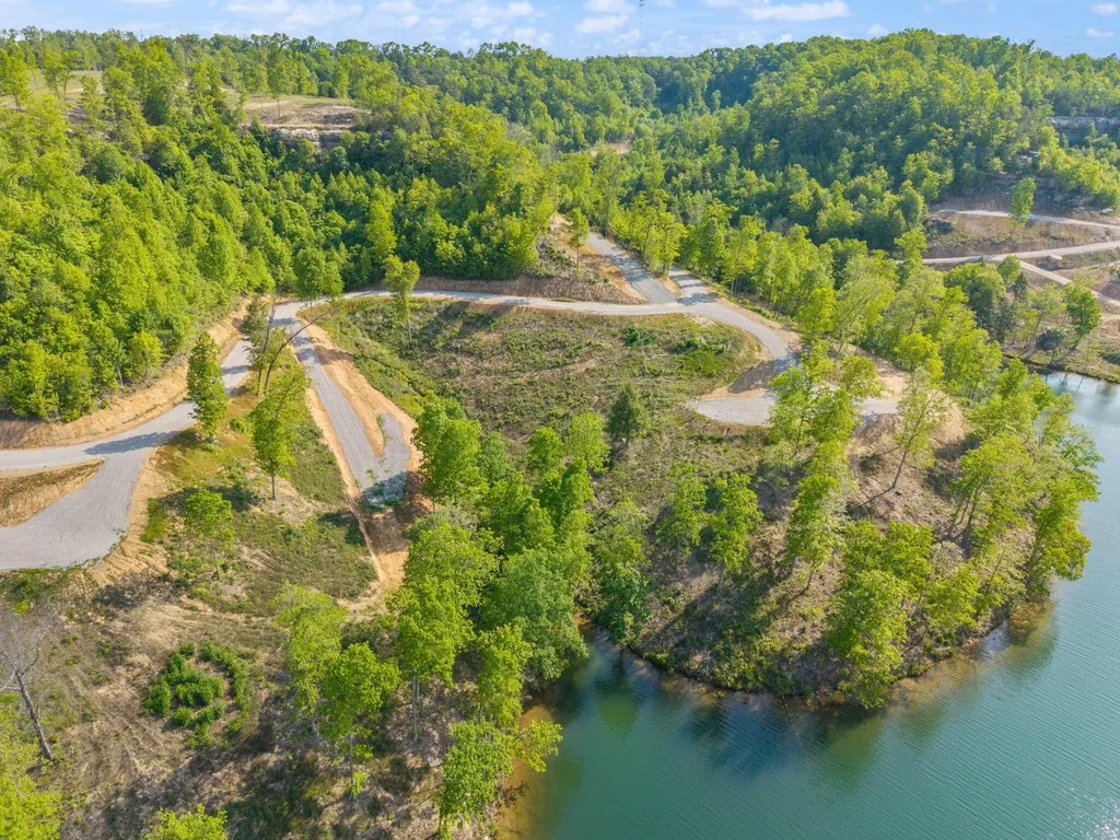 Lot 15 Sleepy Hollow Road East Bernstadt KY 40729