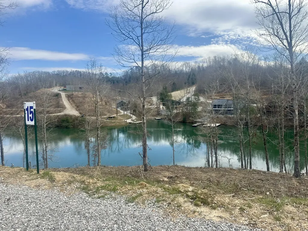 Lot 15 Sleepy Hollow Road East Bernstadt KY 40729