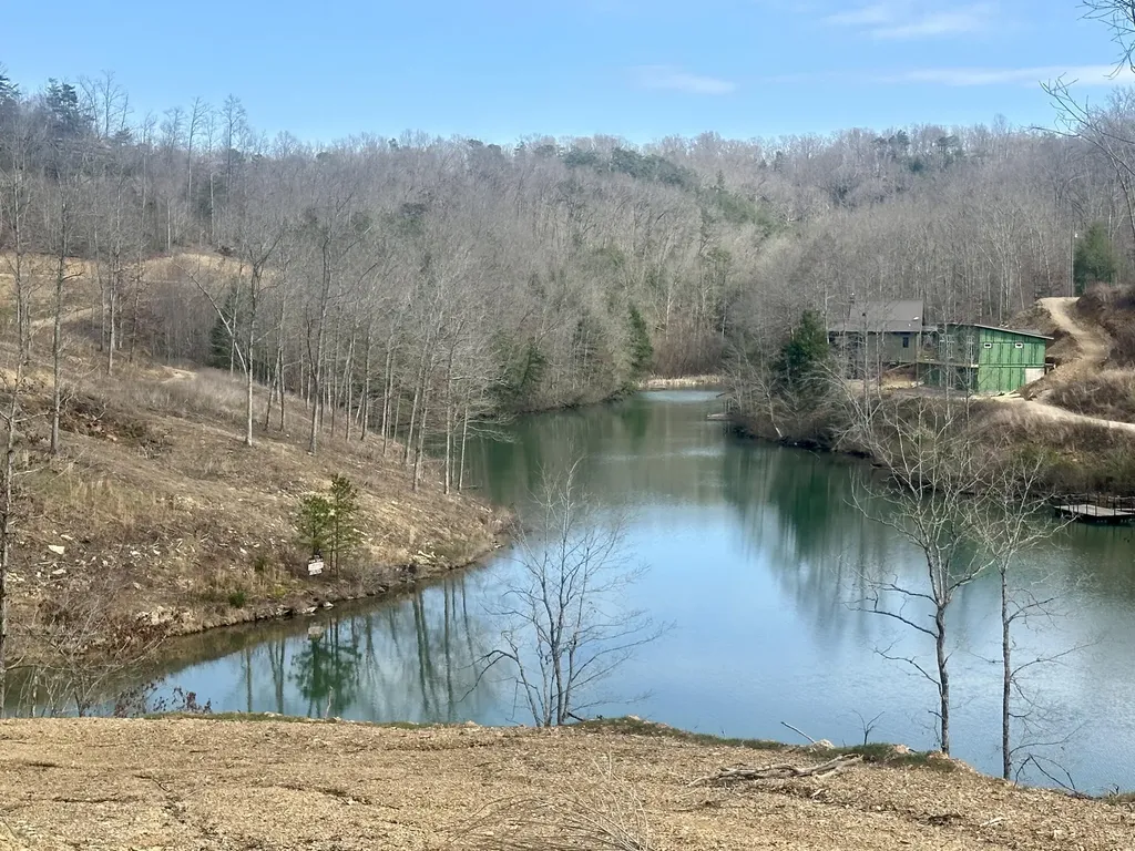 Lot 15 Sleepy Hollow Road East Bernstadt KY 40729