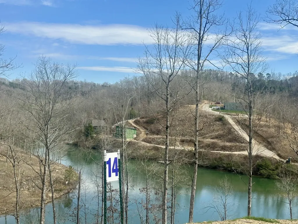 Lot 14 Sleepy Hollow Road East Bernstadt KY 40729