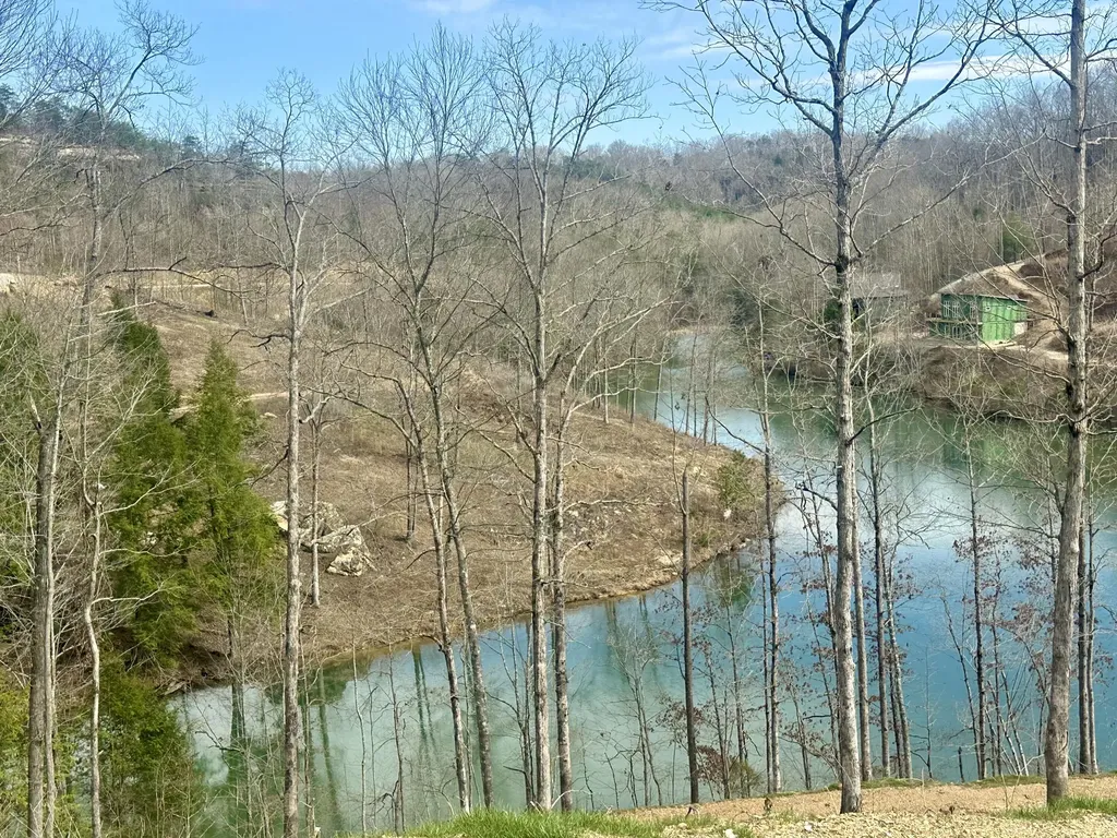 Lot 14 Sleepy Hollow Road East Bernstadt KY 40729