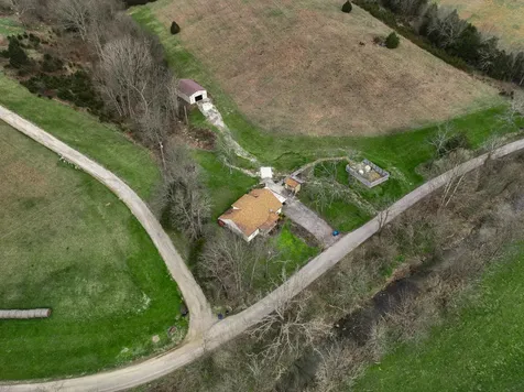1540 Scaffold Lick Creek Road Berry KY 41003