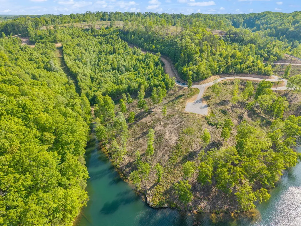 Lot 29 Sleepy Hollow Road East Bernstadt KY 40729