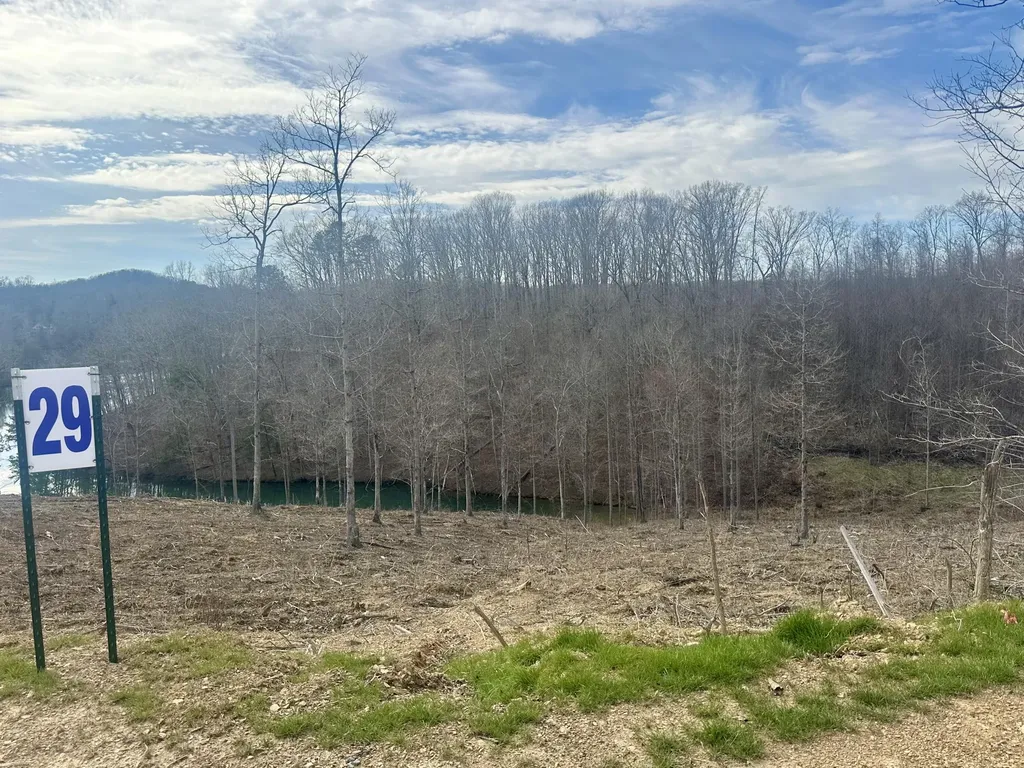 Lot 29 Sleepy Hollow Road East Bernstadt KY 40729