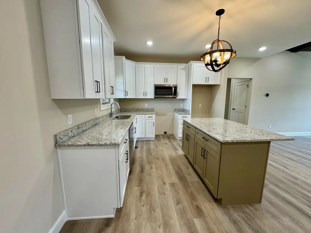177 Central Park Avenue Berea KY 40403