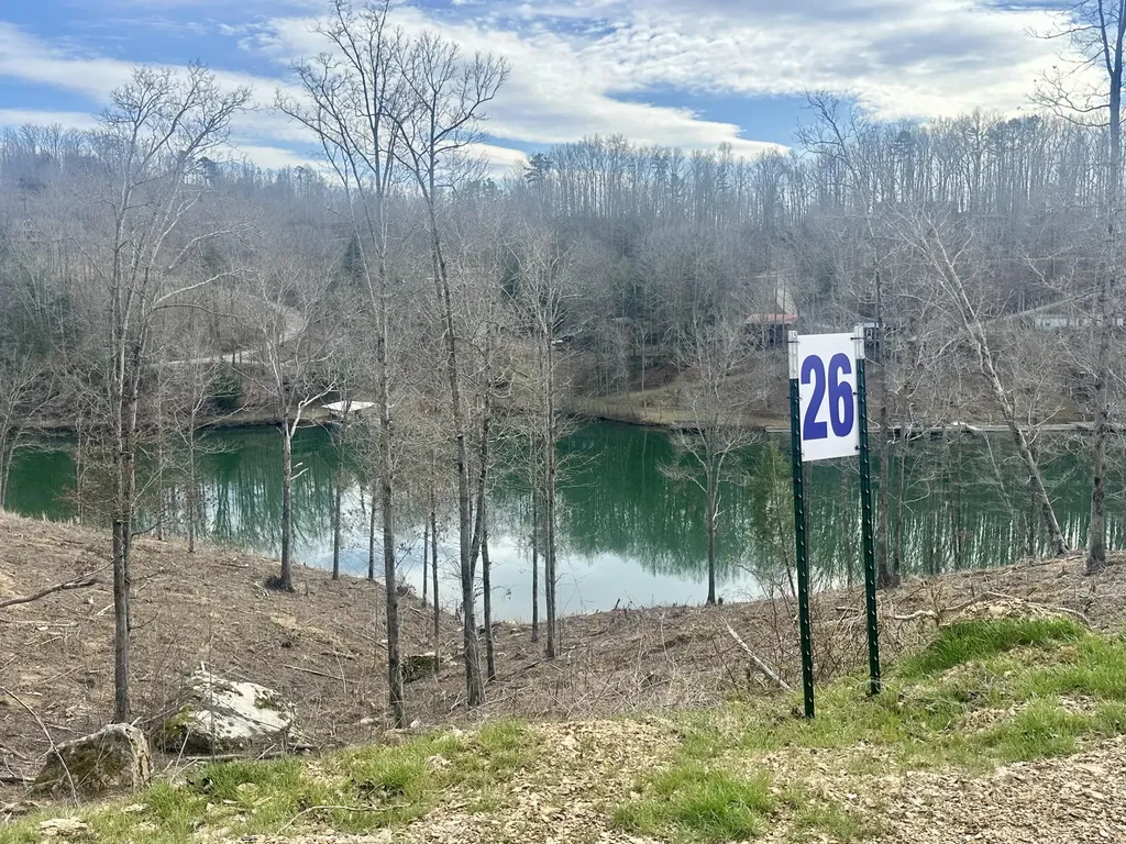 Lot 26 Sleepy Hollow Road East Bernstadt KY 40729