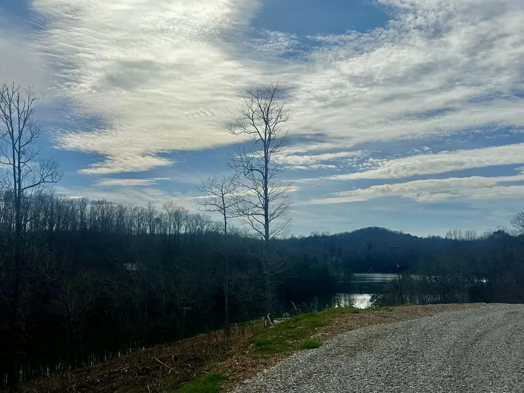 Lot 26 Sleepy Hollow Road East Bernstadt KY 40729