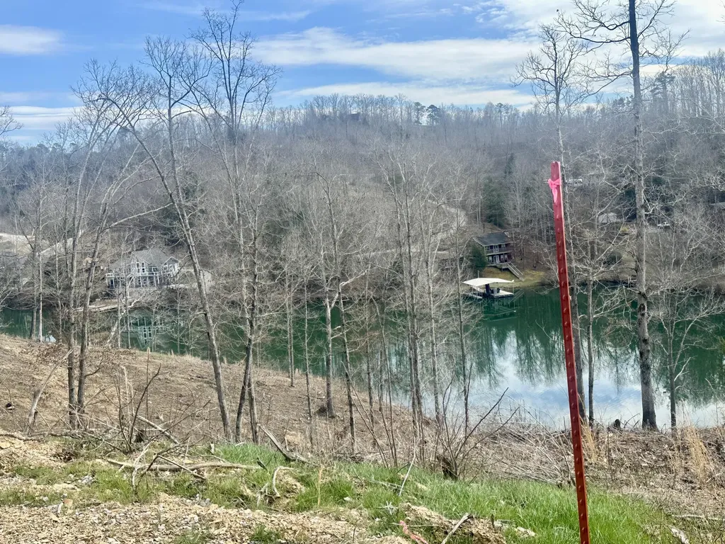 Lot 26 Sleepy Hollow Road East Bernstadt KY 40729