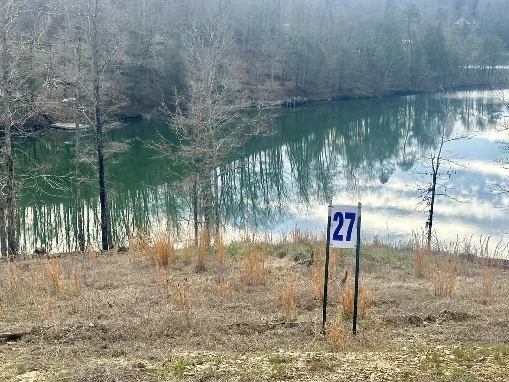Lot 27 Sleepy Hollow Road East Bernstadt KY 40729