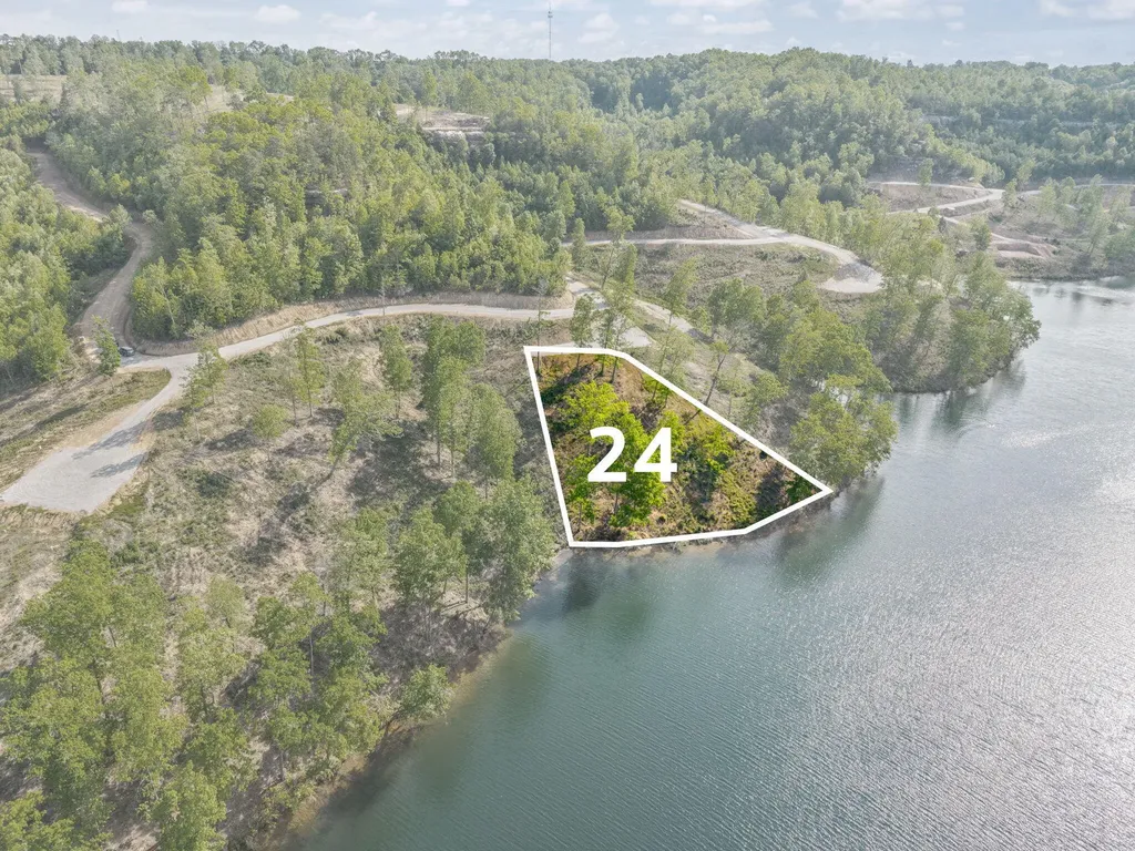 Lot 24 Sleepy Hollow Road East Bernstadt KY 40729